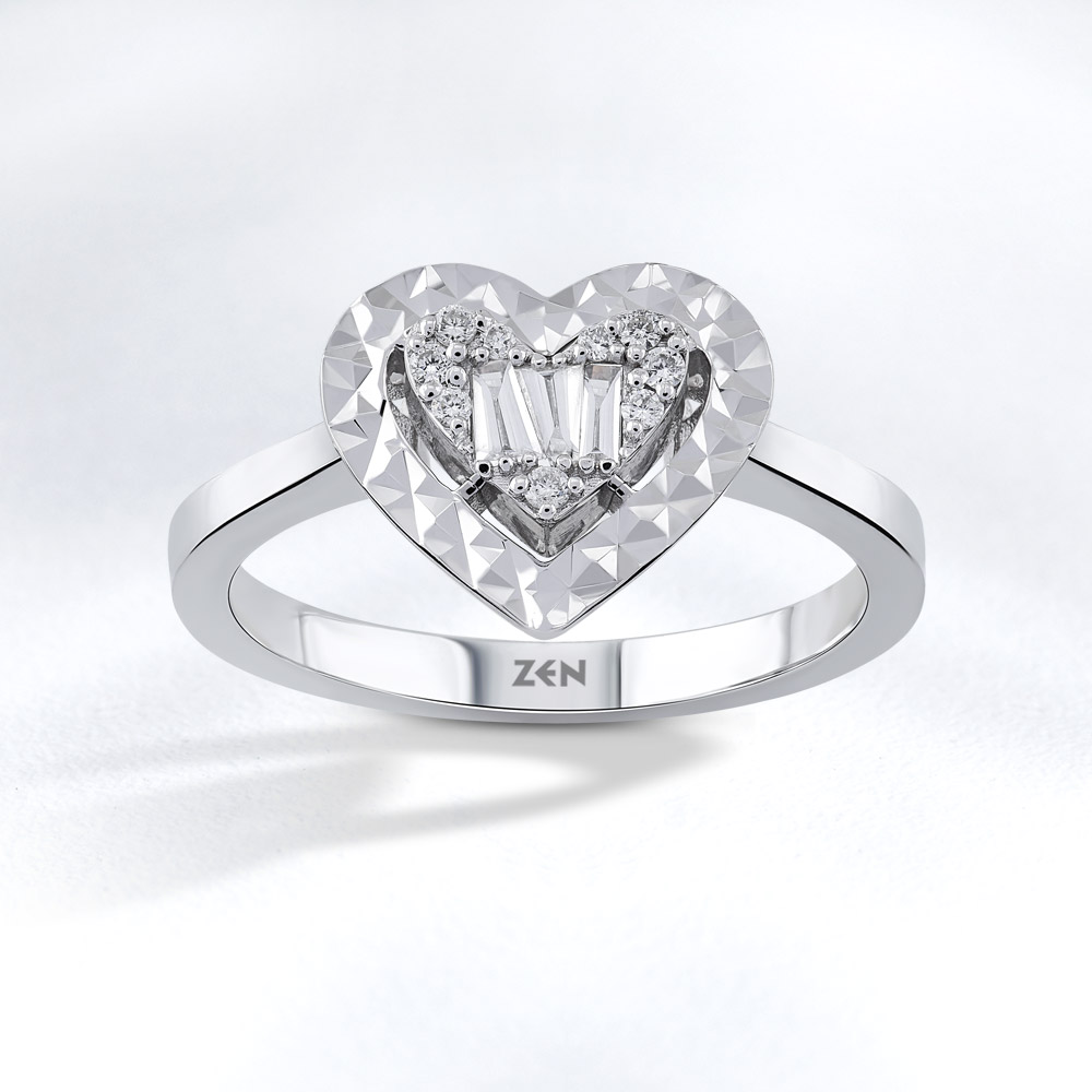 Heart decor ring discount